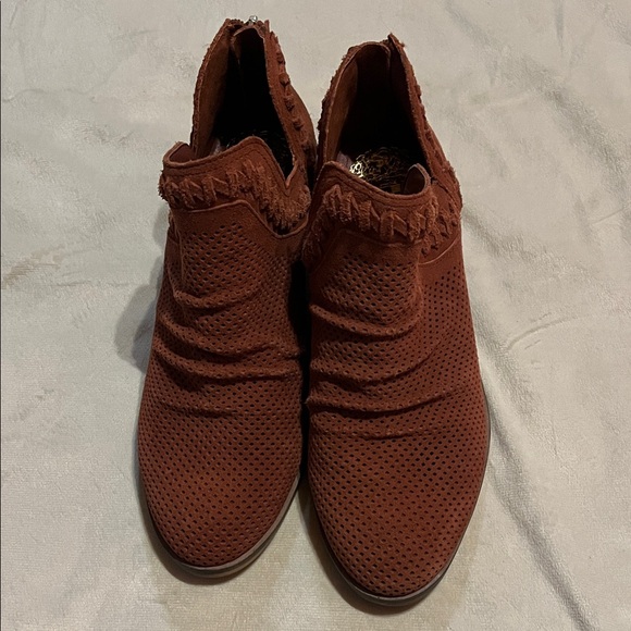 Vince Camuto Shoes - Fringed red Brown Ankle Boots
